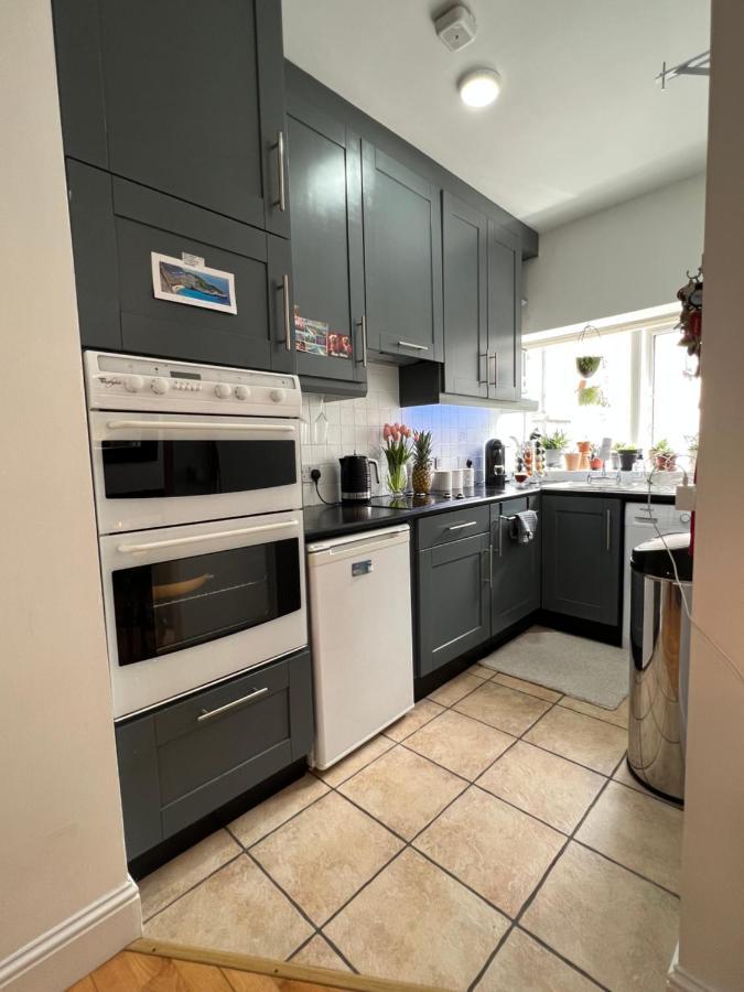 Lovely Apartment In Cork Ngoại thất bức ảnh